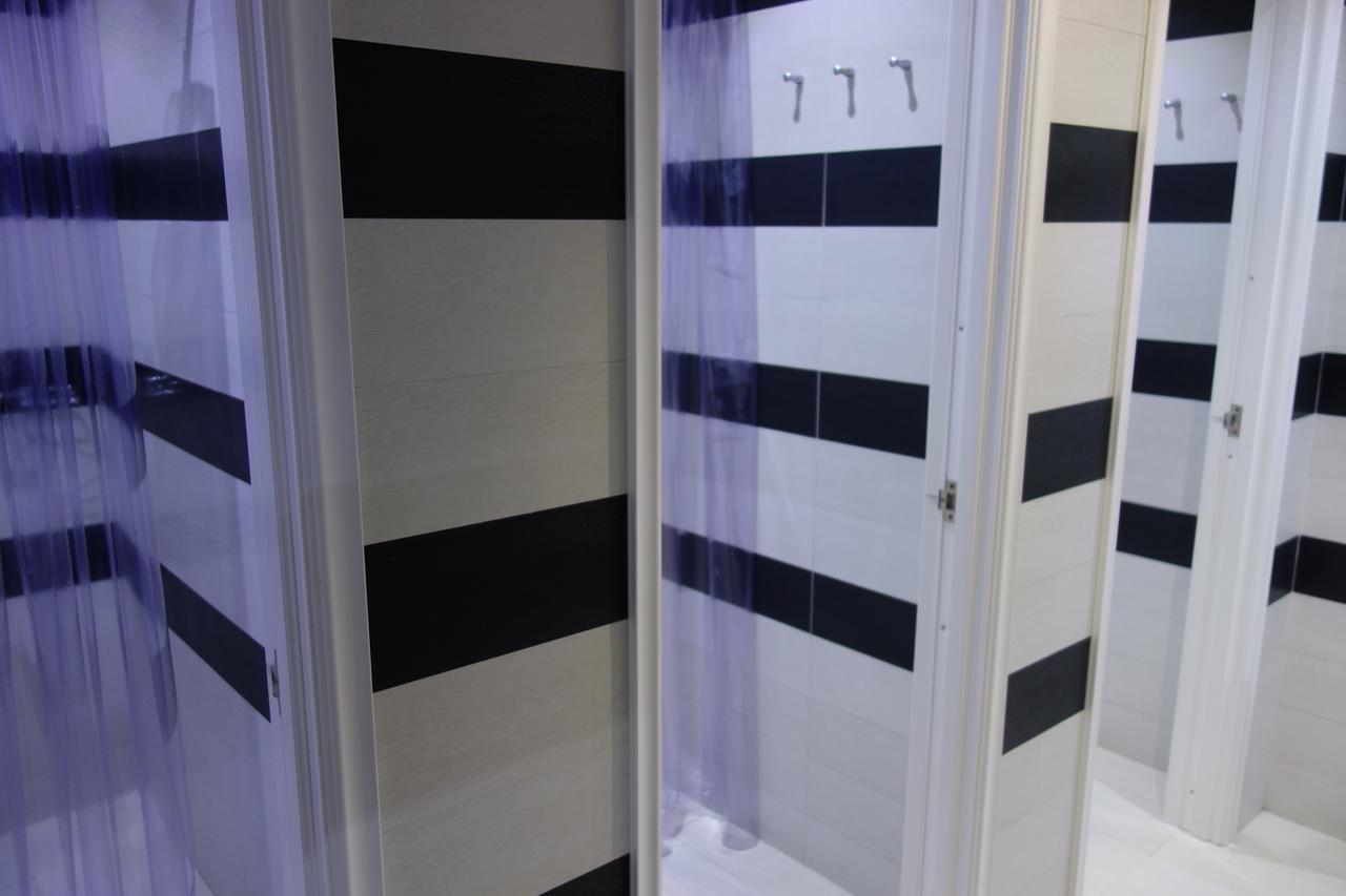 Double Room with Shared Bathroom,669200529:JPEG